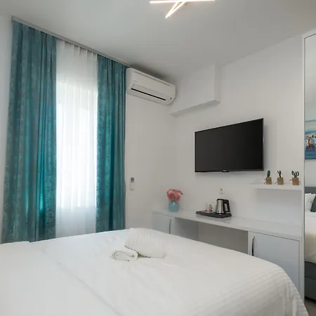 Luxury & Seven 4* Split