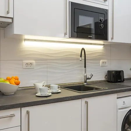 Luxury & Seven Guest house