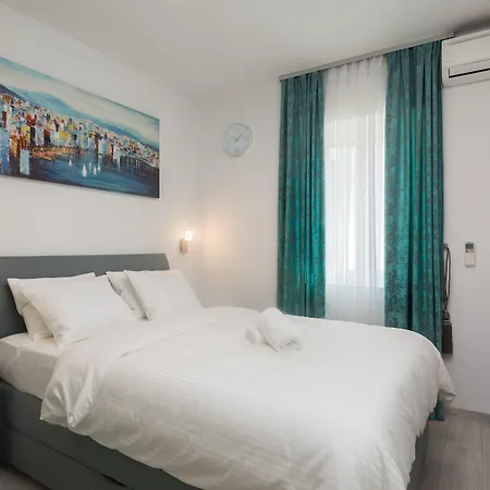 Luxury & Seven 4* 스플리트