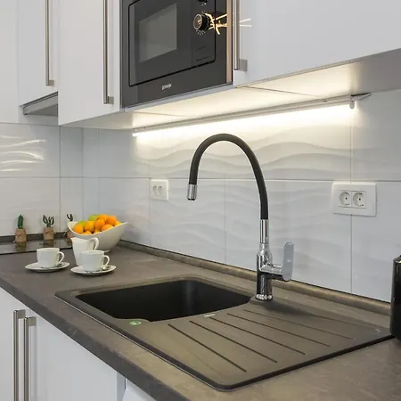 Luxury & Seven ספליט