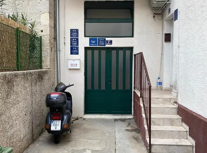 Konukevi Luxury & Seven Split