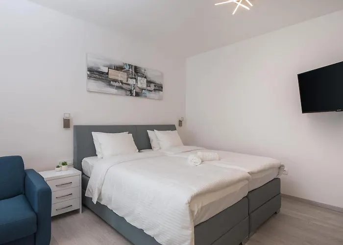 Luxury & Seven Konukevi